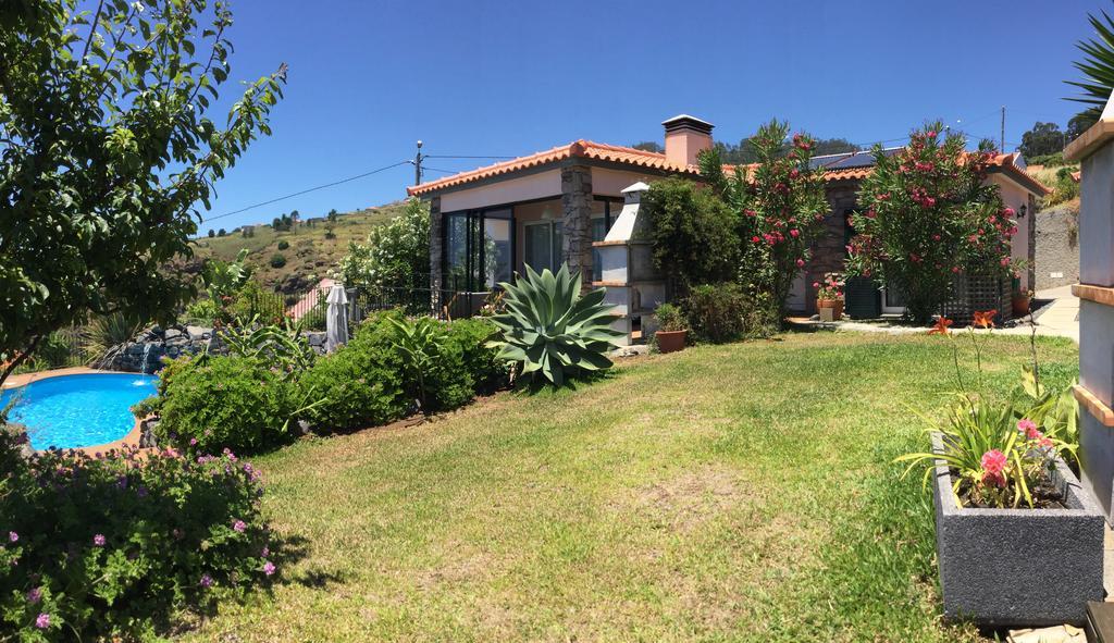 Banda Do Sol Self Catering Cottages Estreito Da Calheta Εξωτερικό φωτογραφία